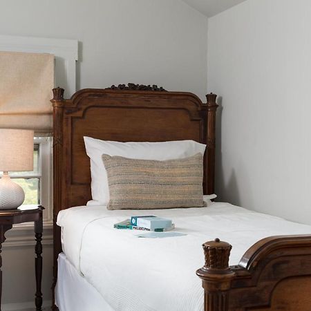 Bed and breakfast Akwaaba Philadelphie Extérieur photo