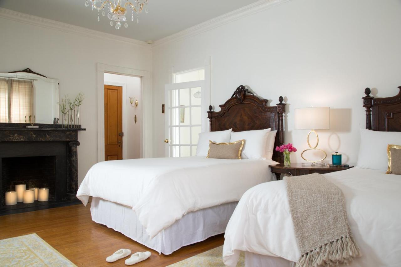 Bed and breakfast Akwaaba Philadelphie Extérieur photo